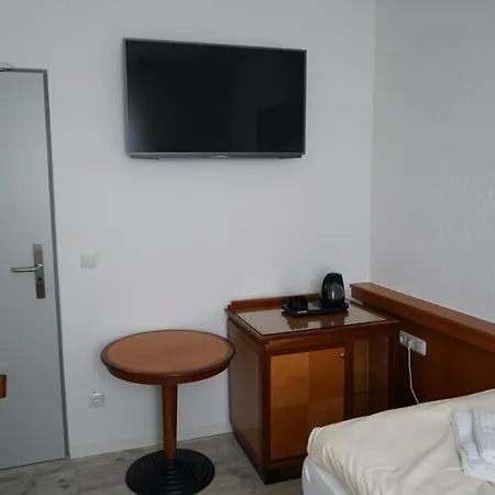 Budget Boarding House מלון דירות Weidenberg