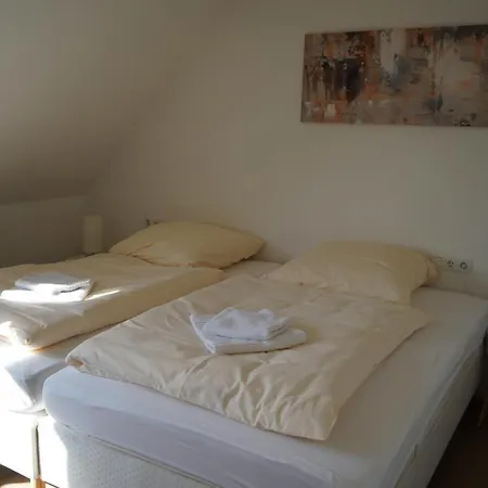 Budget Boarding House Apart-hotel Weidenberg